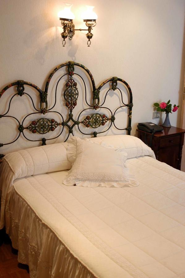 Hotel Julia Aranda de Duero Quarto foto
